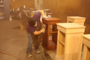 Read more about the article Oil finish refresh cycles — when to re-oil tables and islands
